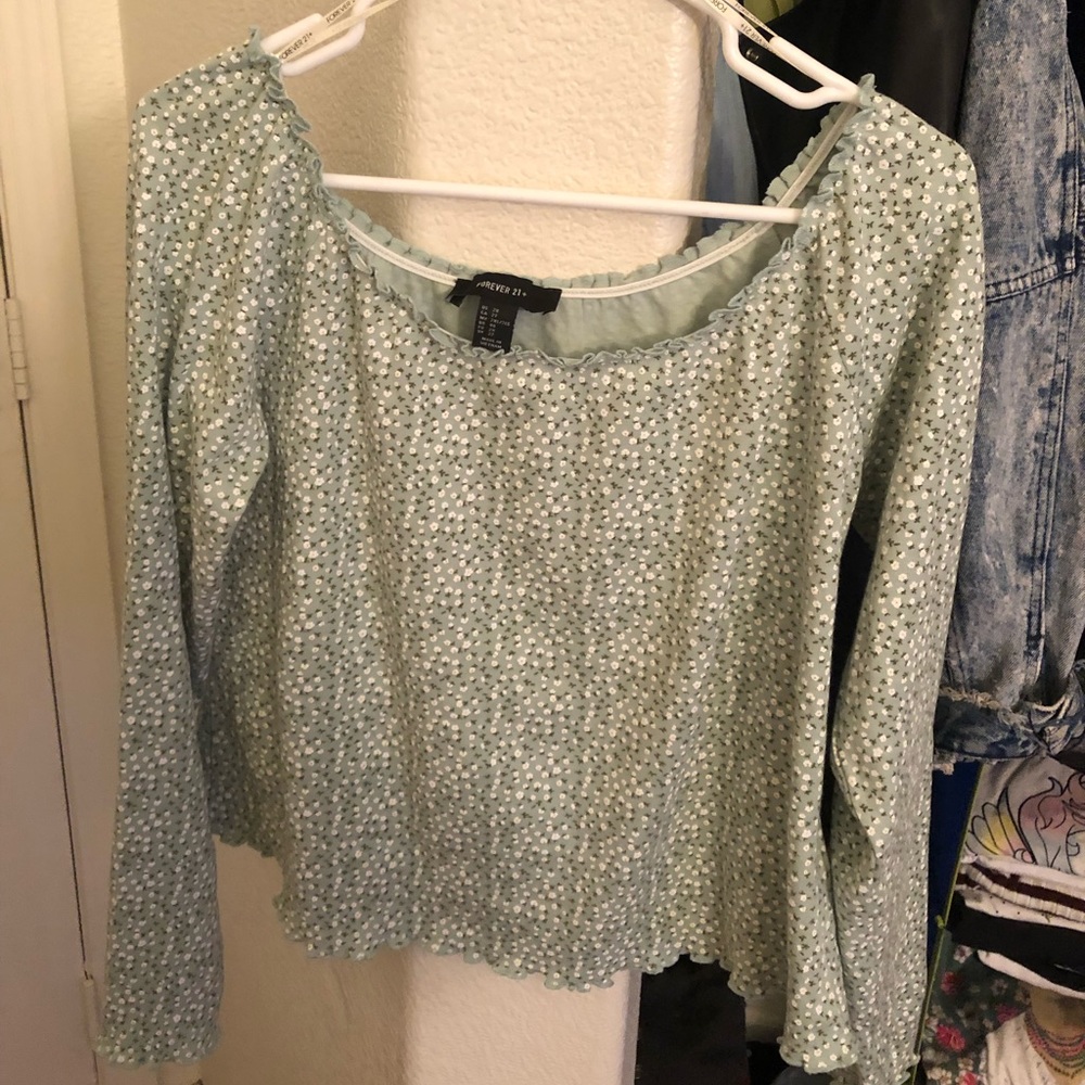 Green floral off the shoulder long sleeve top